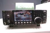 IC-7600 Front